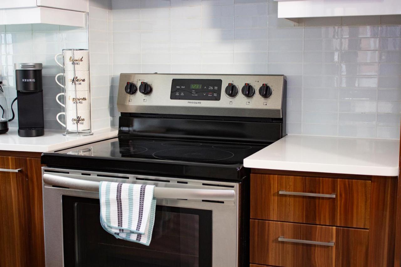 Golden Castle Apartment Montreal